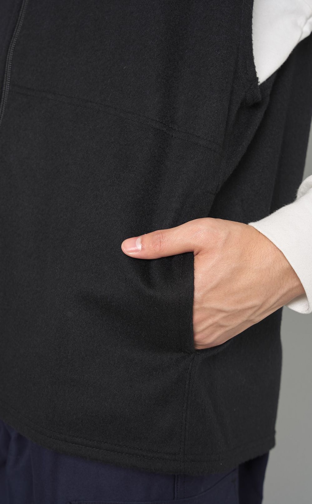 marka｜ウールシルクジップベスト