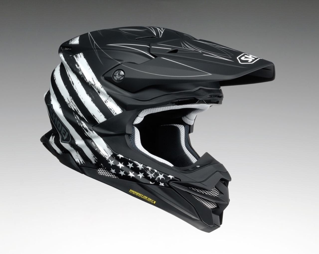 SHOEIヘルメット「VFX-WR」にシック＆オーセンティックな新カラー登場