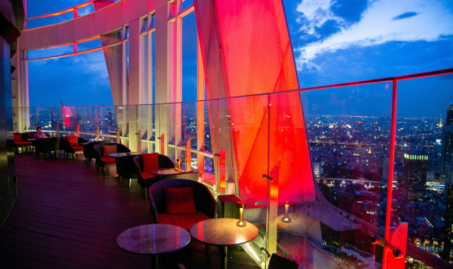 バンコク センタラグランド アット セントラルワールドホテル レッド