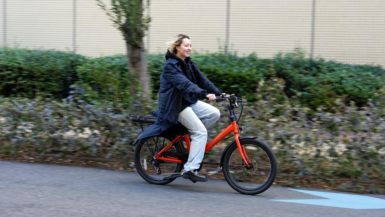 VELMO、新型折りたたみ電動自転車「VELMO PULSE」発売。都市向けに設計