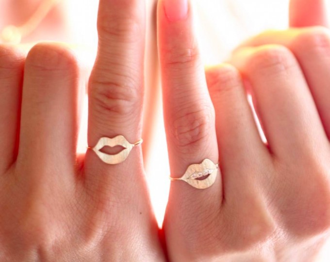 大人の遊び心を刺激する「talkative (トーカティブ)」の個性的な