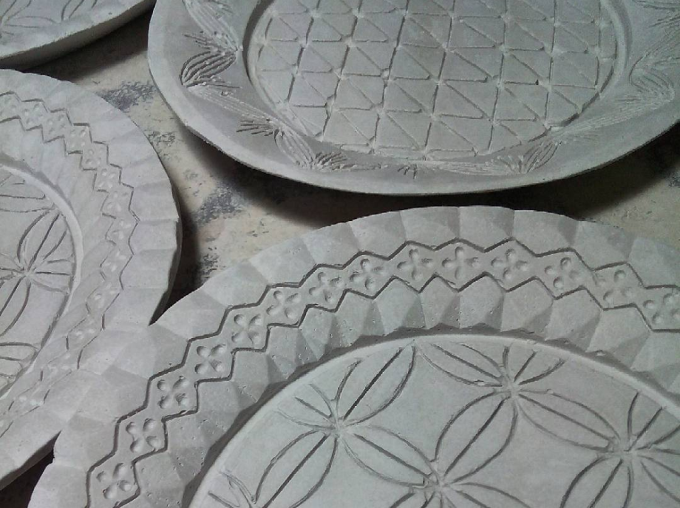 夏の食卓に美しいみずみずしさを届ける竹中悠記さんのガラス作品