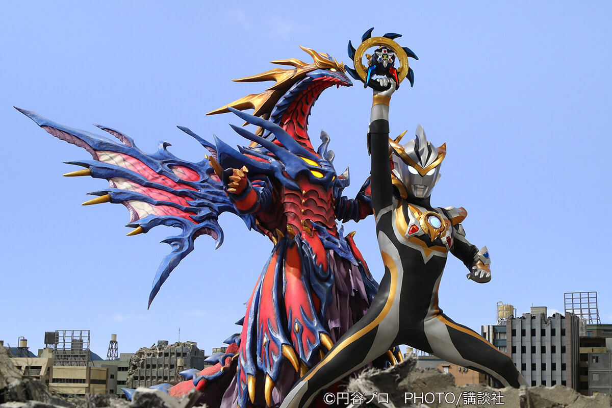 12月22日 ウルトラマンR／B 3兄妹が力を合わせてルーゴサイトを撃破