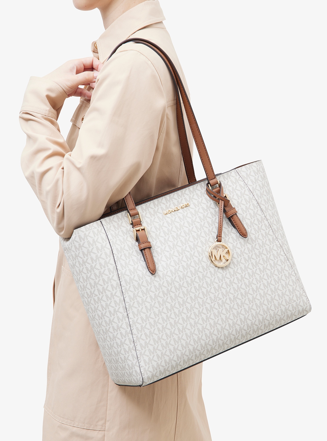 公式アウトレット】CHARLOTTE 3 IN 1 トート ラージ - トートバッグ