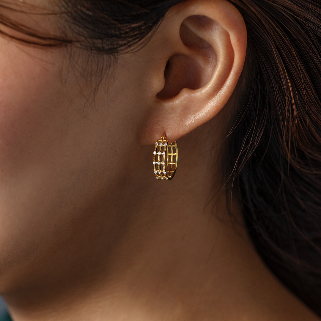 ビズー公式】ダイヤモンド K18ピアス(片耳)・エマドット| 希少石カラー