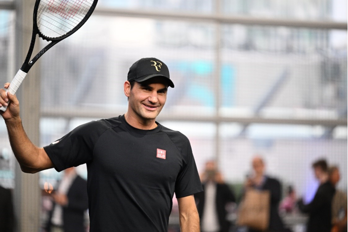 ロジャー・フェデラー選手 引退記念RFキャップ 11月10日（木）より予約