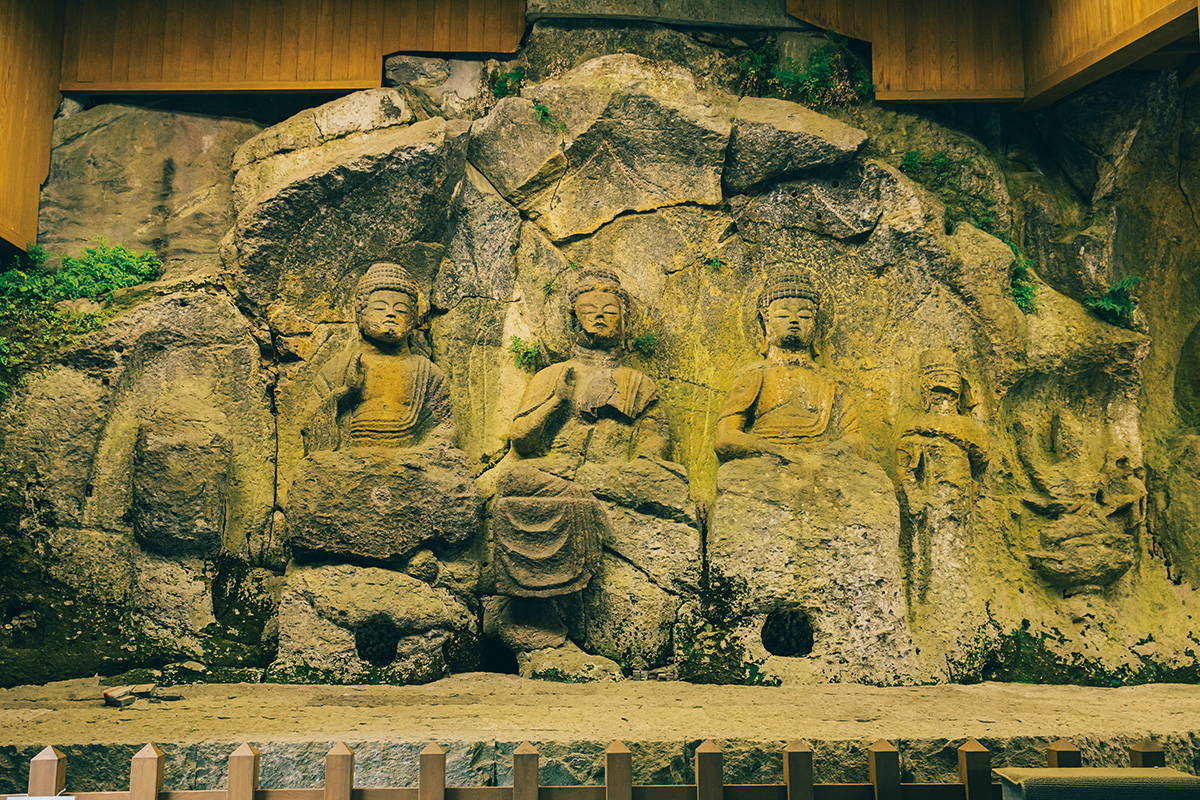 臼杵石仏」多くの謎を秘める国宝。大分・臼杵の手仕事と祈りの里を訪ね