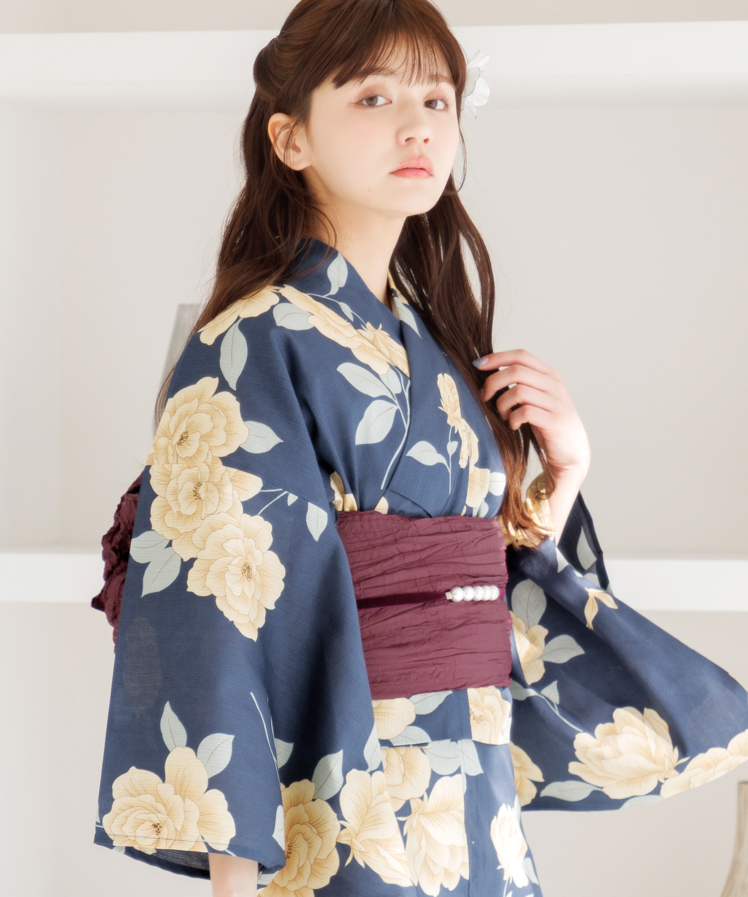 小売業者 ハローキティの浴衣 （矢羽根・紫色・花柄） ハローキティ