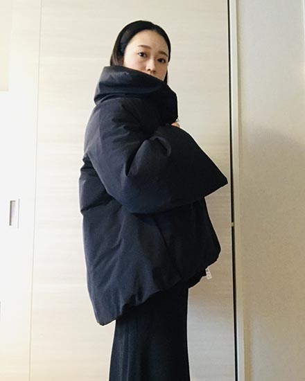 買えた！ユニクロの【 +J 】の〝ハイブリッドダウンジャケット〟着用感