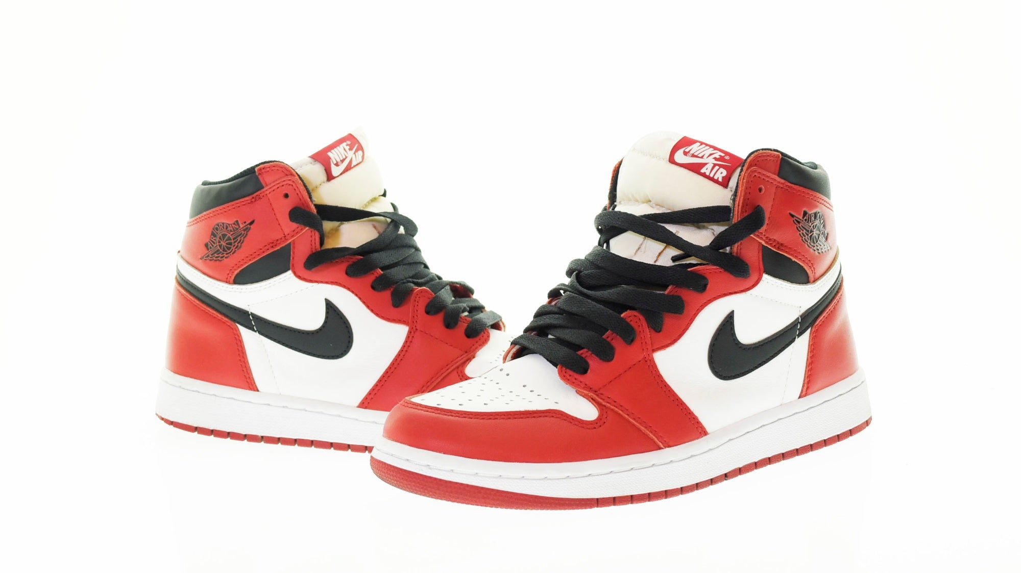 ナイキ NIKE AIR JORDAN 1 RETRO エアジョーダン 1 レトロ CHICAGO