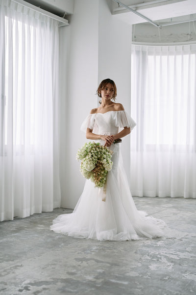 チュール バックフリル オフショルダードレス ホワイト（W325WH）