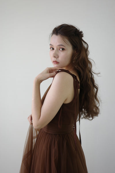 リボンショルダー Vネック ブラウン チュールドレス（W271）