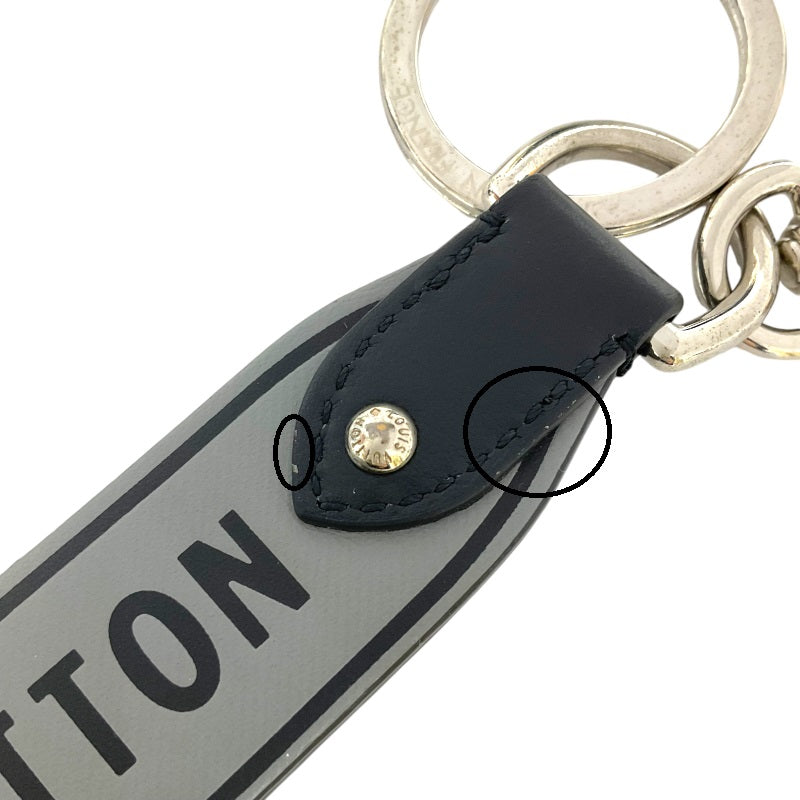 ルイ・ヴィトン LOUIS VUITTON キーホルダー・キャピタルLV M00337