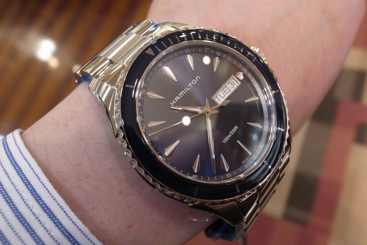 ハミルトン ジャズマスター シービューデイデイトクオーツ H37551141