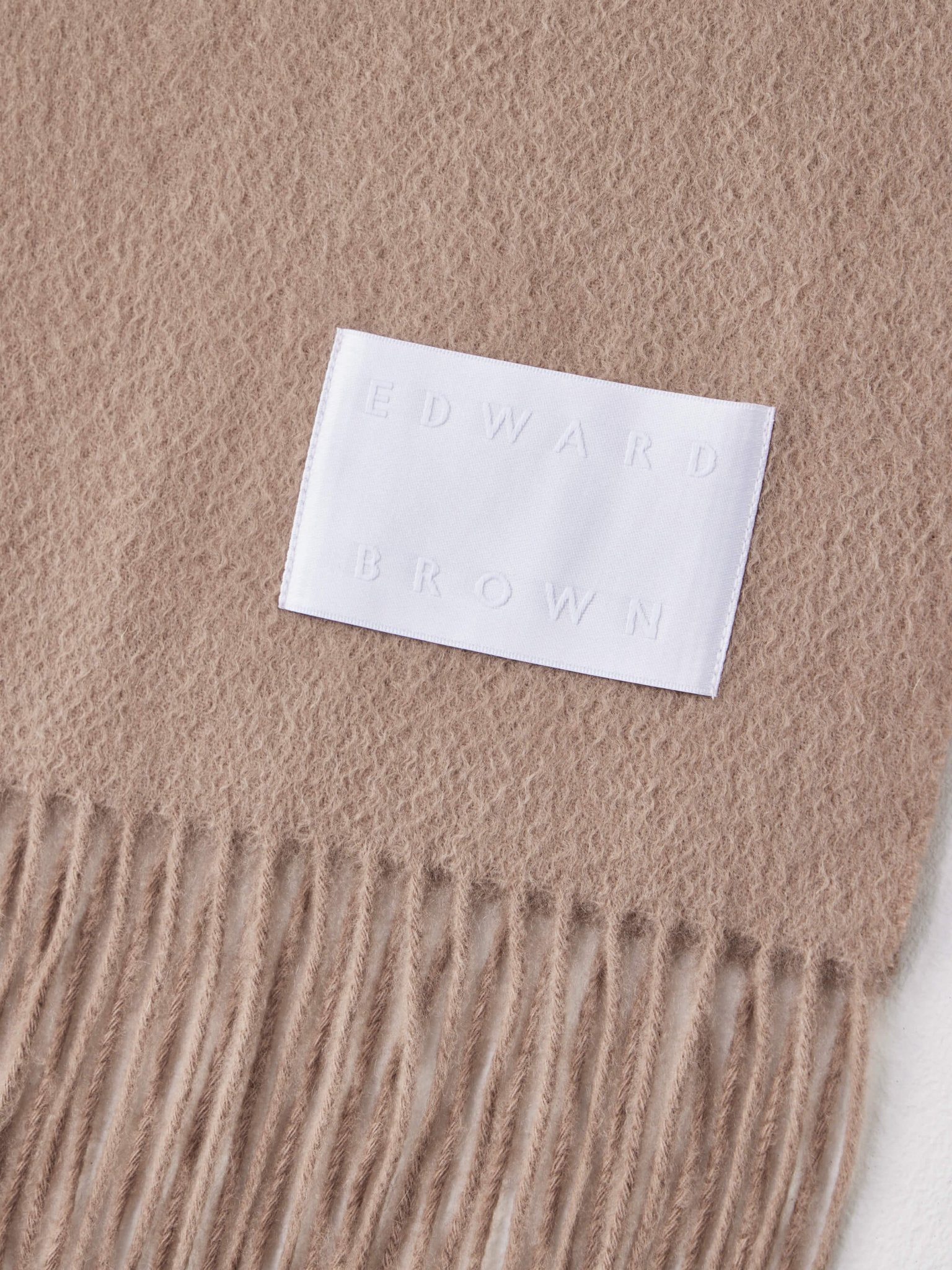 カシミヤスマフラー フォーン | EDWARD BROWN(エドワードブラウン)公式