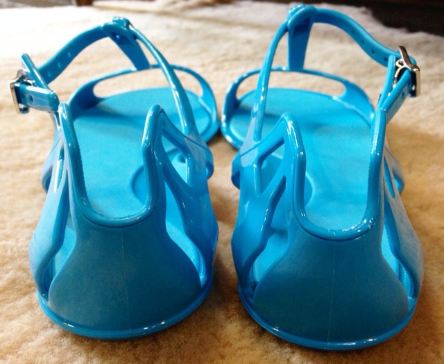 adidas(アディダス)ターコイズブルーTストラップフラットサンダル ZX