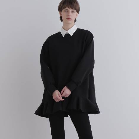 LE PHIL(ル フィル)｜ボクシーシルエットダウンベスト/ブラック の通販