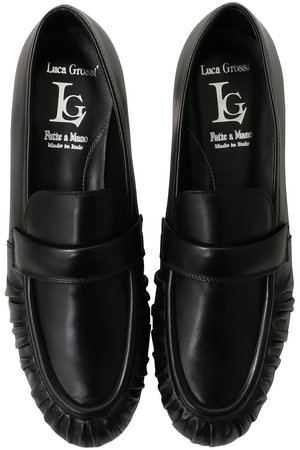 LucaGrossi(ルカ グロッシ)｜ギャザーフラットローファー/ブラック の