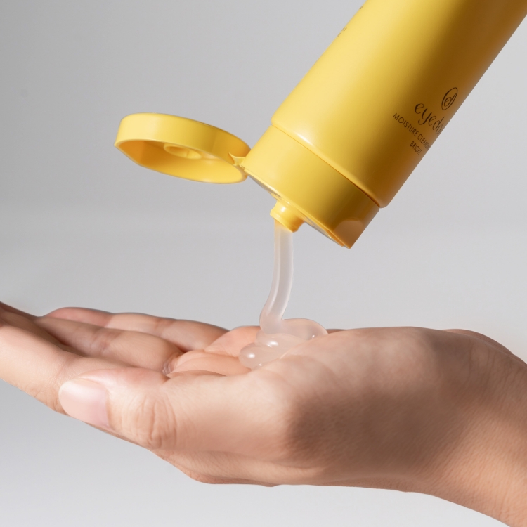 モイスチャー クレンジング ジェル ブライト | 目元を労わる美容液