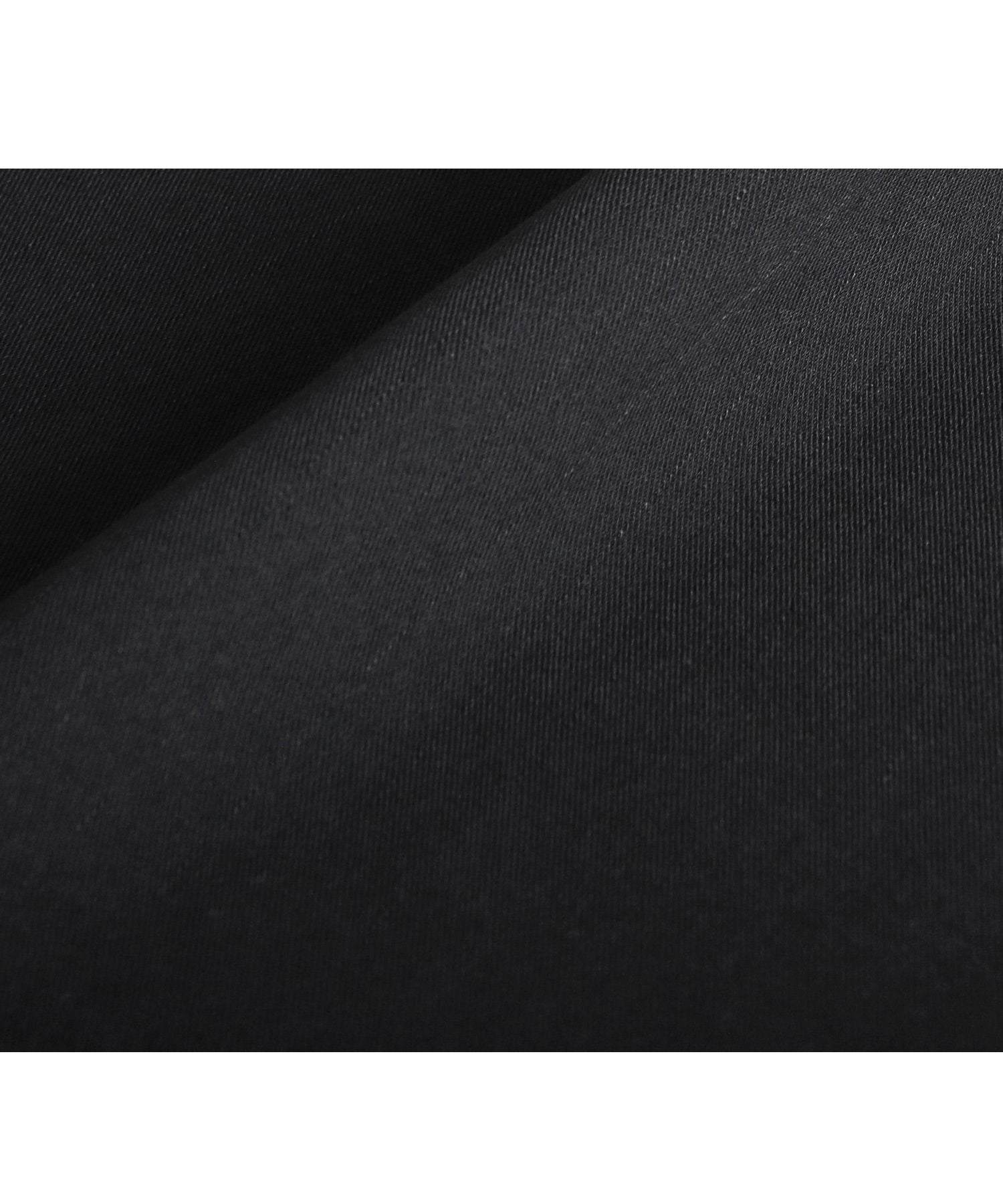 安座間美優 着用 ／キャリアセットアップスーツ