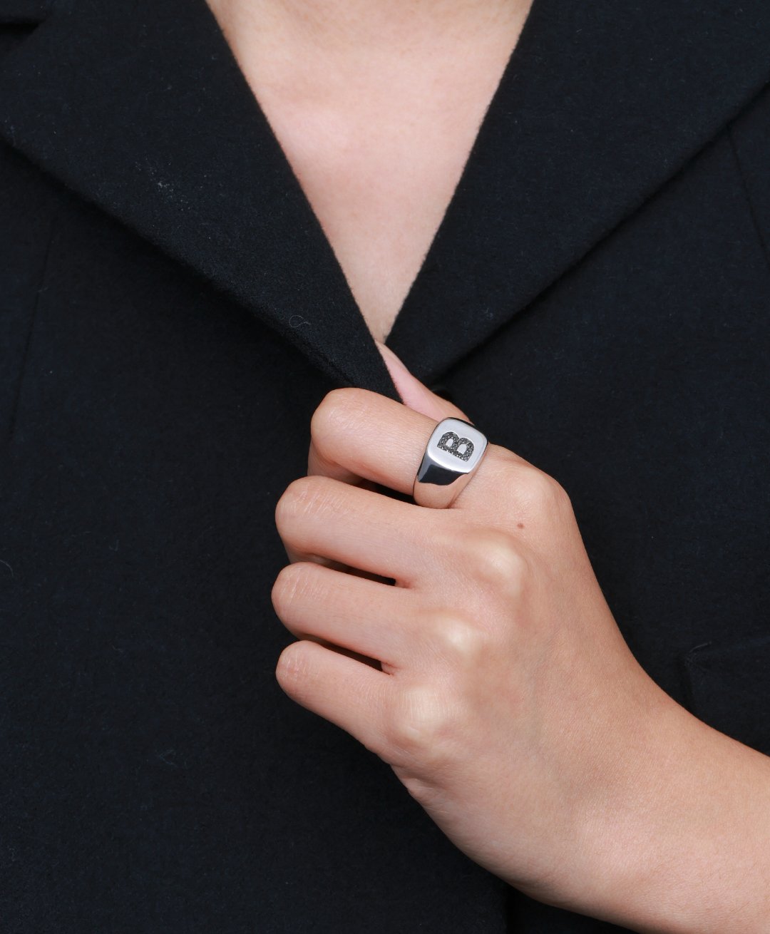 パリ発「ブランイリス」のホリデージュエリーで叶える、ユニセックスで