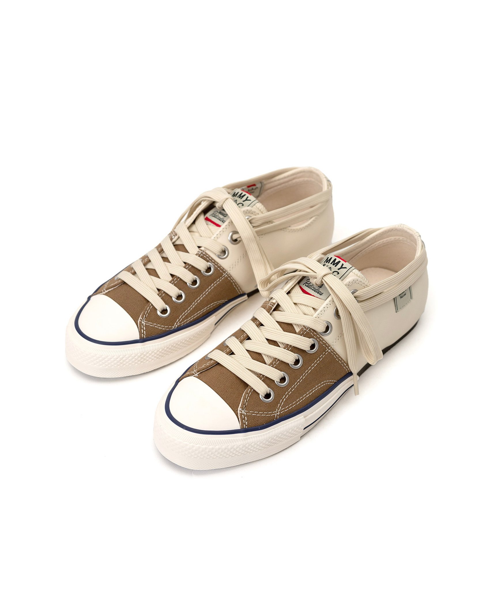 メゾン ミハラヤスヒロがナイジェル・ケーボンとのコラボシューズを