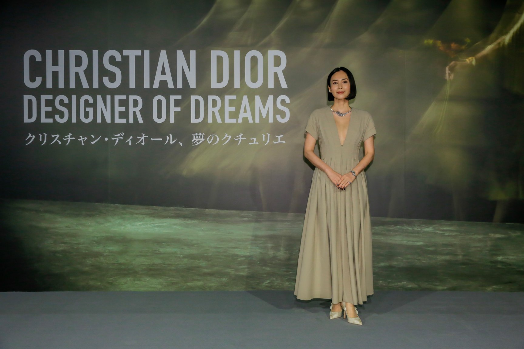 クリスチャン・ディオール、夢のクチュリエ」展が開幕 1500点以上を展示