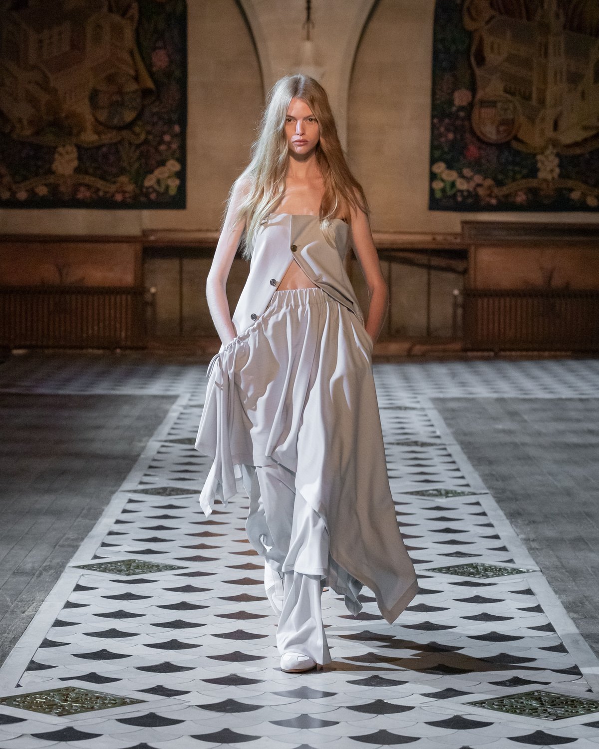 UJOH 2024年春夏コレクション | パリ | 画像37枚 - FASHIONSNAP