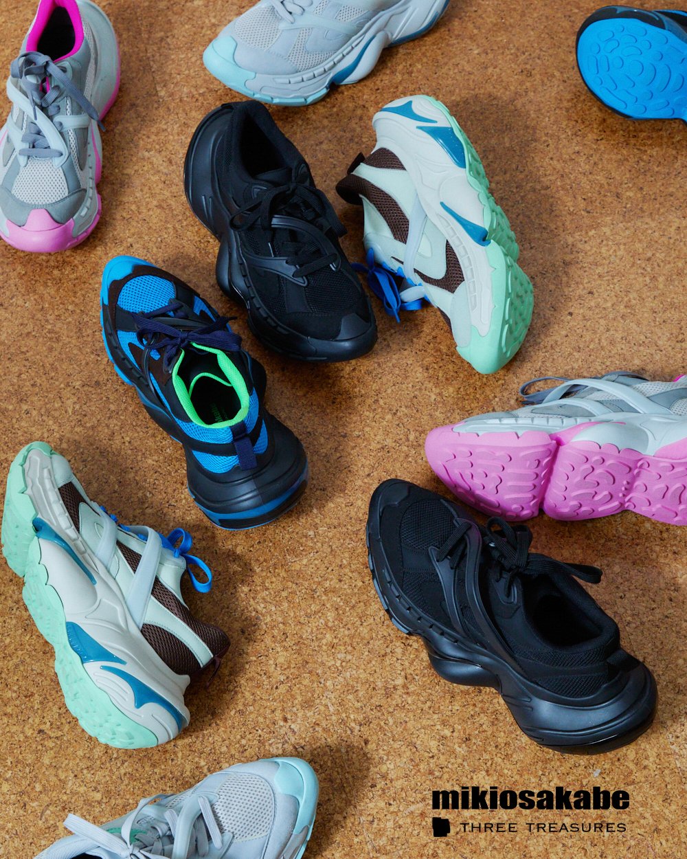 ミキオサカベがスリー トレジャーズとコラボ、新作シューズ