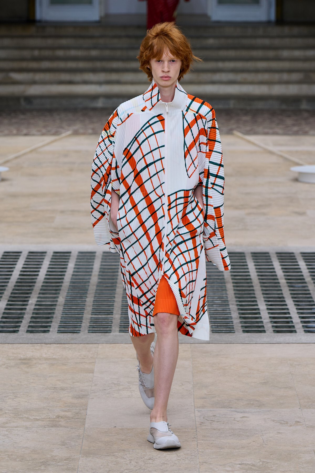 オム プリッセ イッセイ ミヤケがパリコレ終了