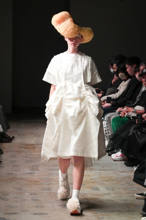 tao 2024年秋冬コレクション | 東京 | 画像81枚 - FASHIONSNAP