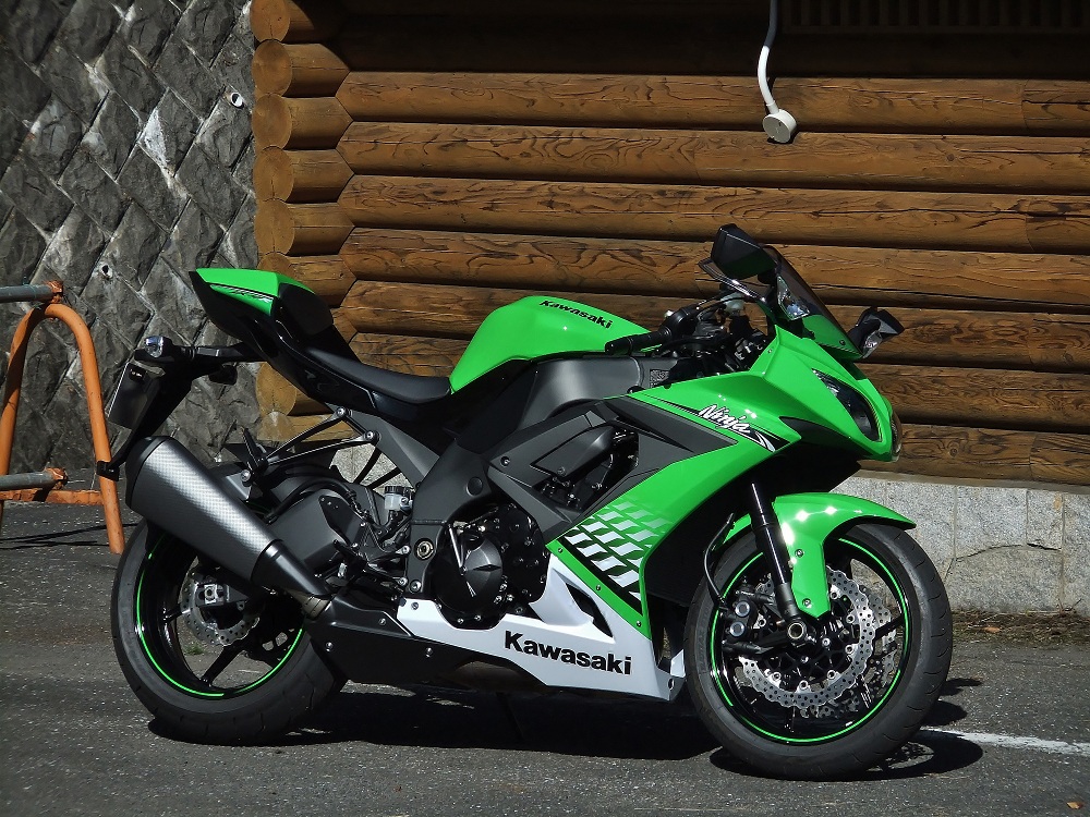 2010 ZX-10R 北米仕様 – おっさんライダーの憂鬱