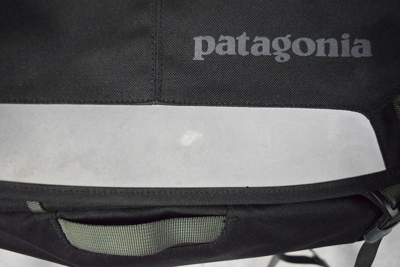 2000年代 2000s パタゴニア アウトドア 黒 ブラック ショルダーバッグ