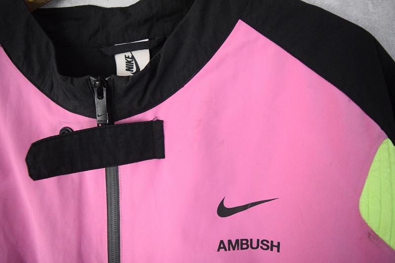 ナイキ アンブッシュ ピンク ネオンカラー モータージャケット