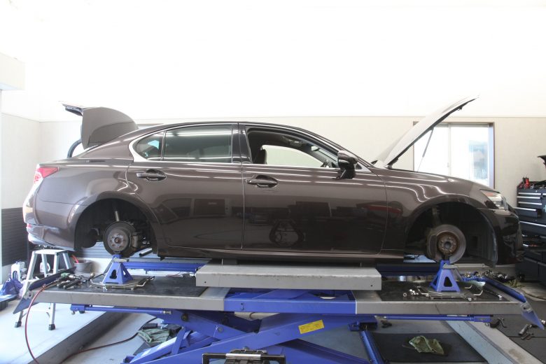 レクサス GS KYBエクステージキット取り付け - カー用品持込取り付け