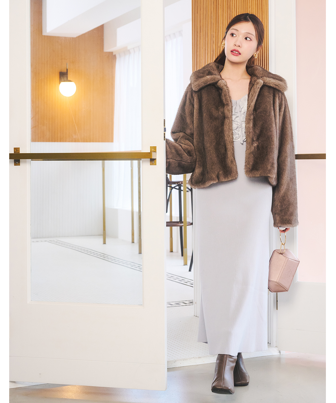 フェイクファーショートコート｜PETAL ONLINE（ペタルオンライン）