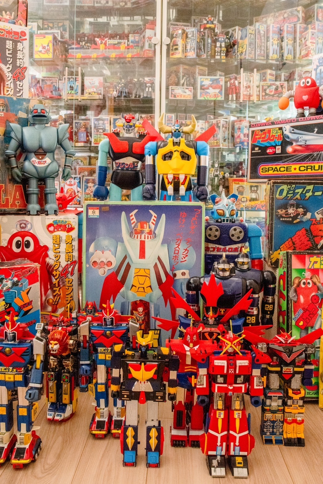 超合金発売50周年。おもちゃ鑑定士・小材直由のヴィンテージ玩具展示と