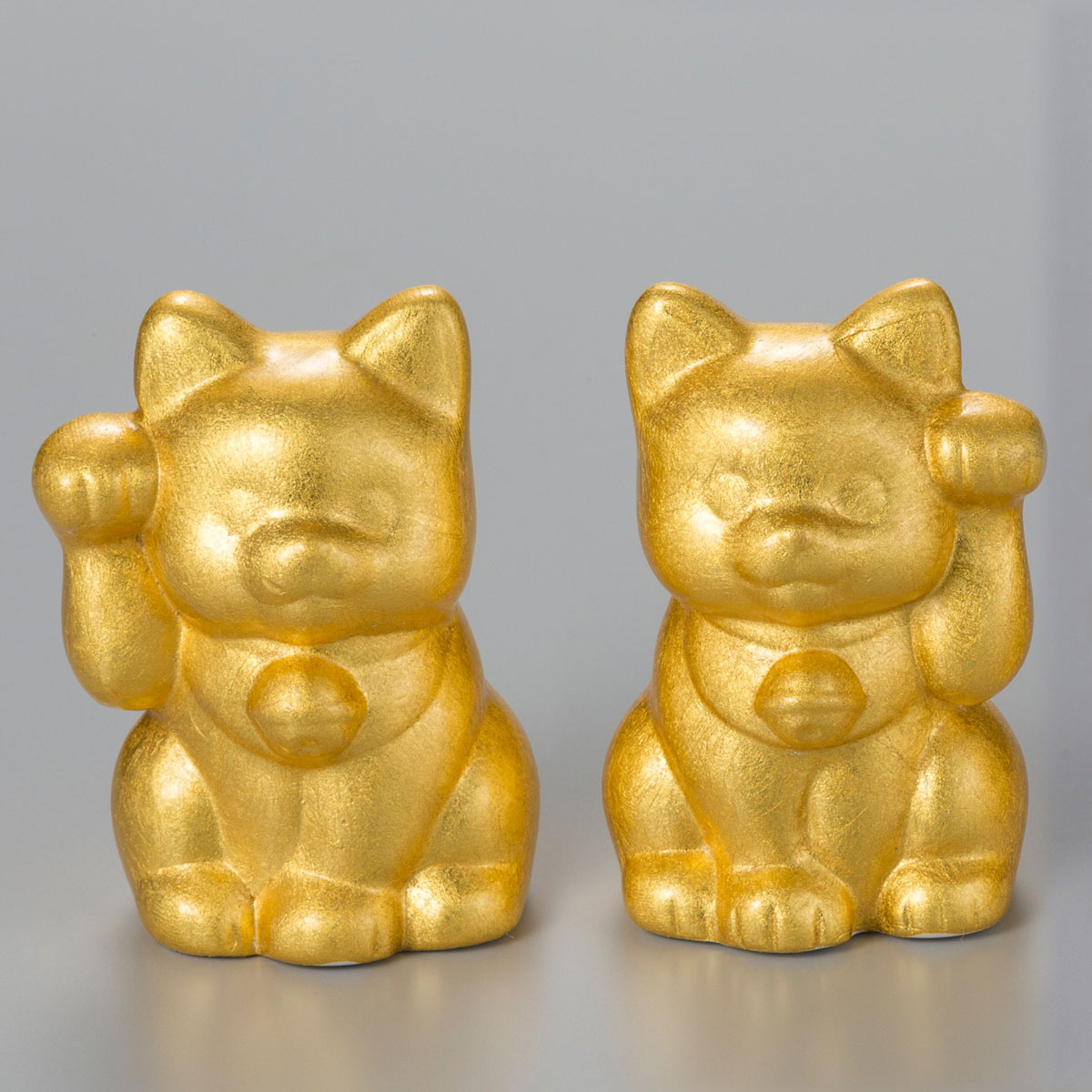 12/17迄限定値引✨輝き抜群！強金運招き猫》金色猫右手上げ4号・現品