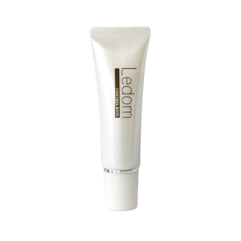 美容学生からプロまで対応するメイクアップ商品やコスメならLUXE