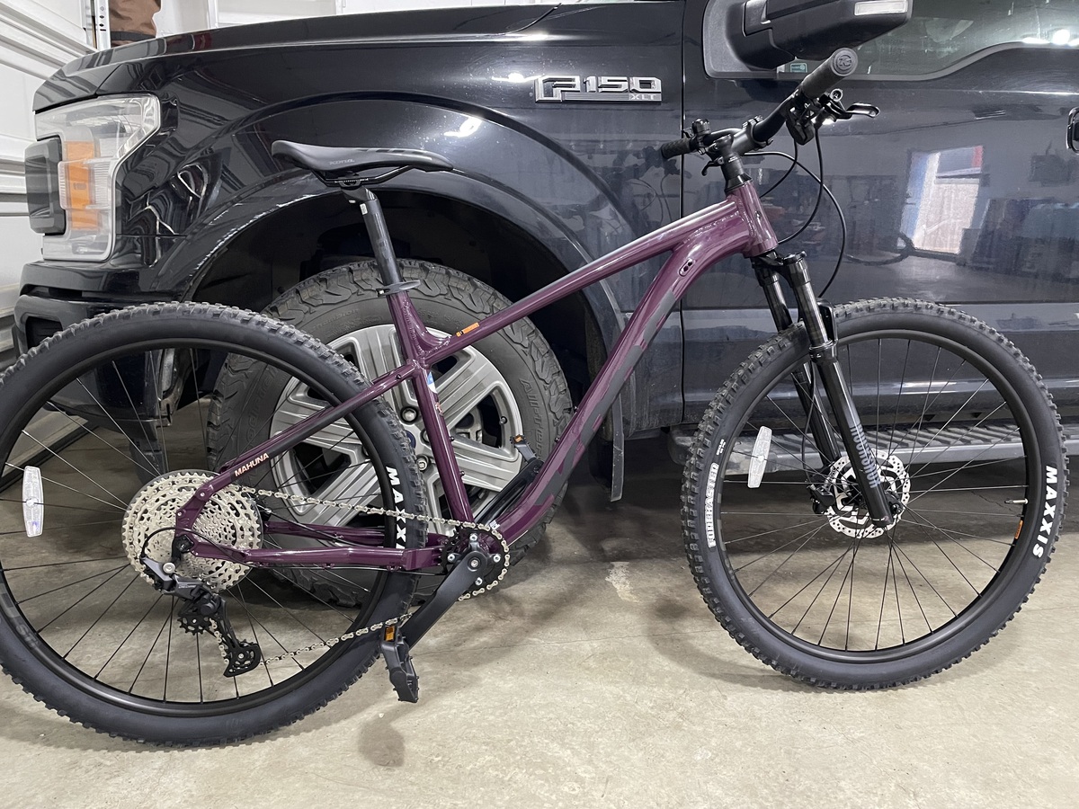 専用【 ファミキチ 様 】KONA MAHUNA my23_mahuna_angle.webp?v=