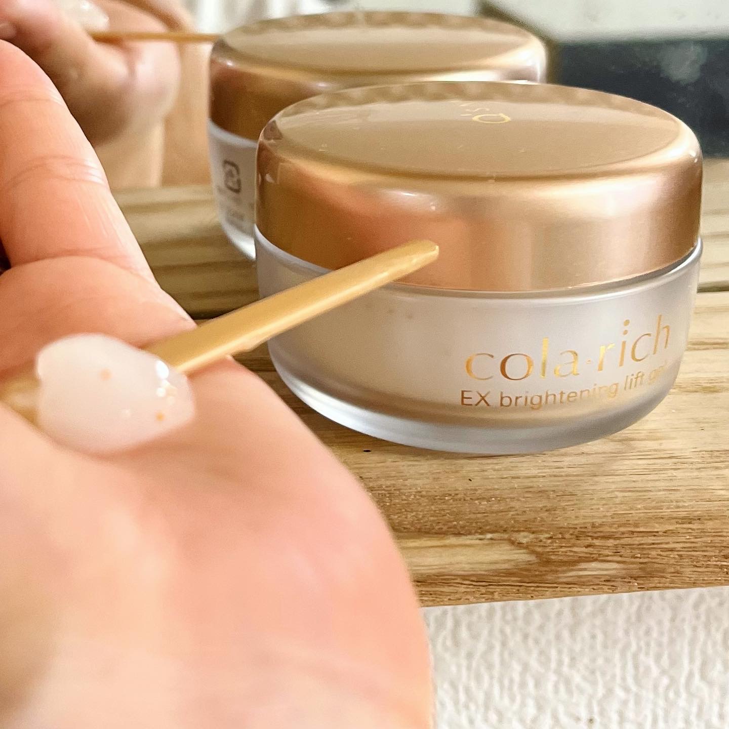 コラリッチ / スーパーオールインワン美容ジェルクリーム コラリッチEX