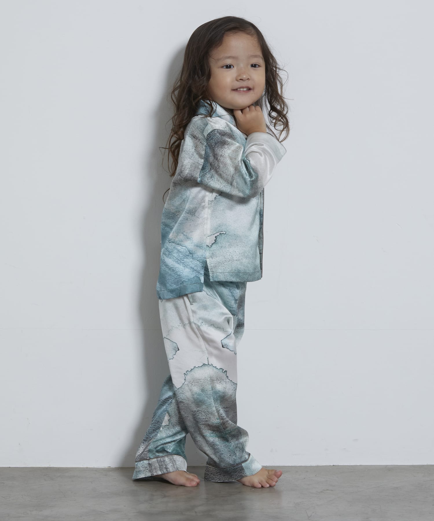 キッズ］シルクパジャマ グリーン セット