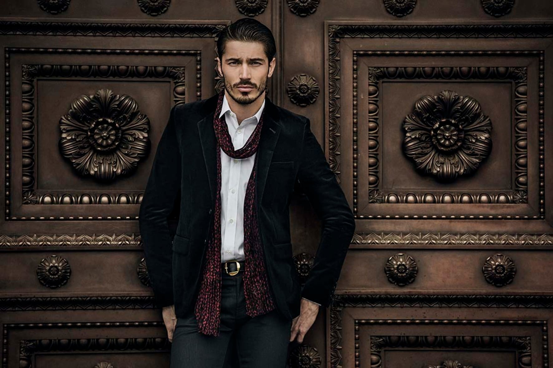 編集長が選ぶ 40男の「買い！」の逸品 「サンローラン パリ」のベロア