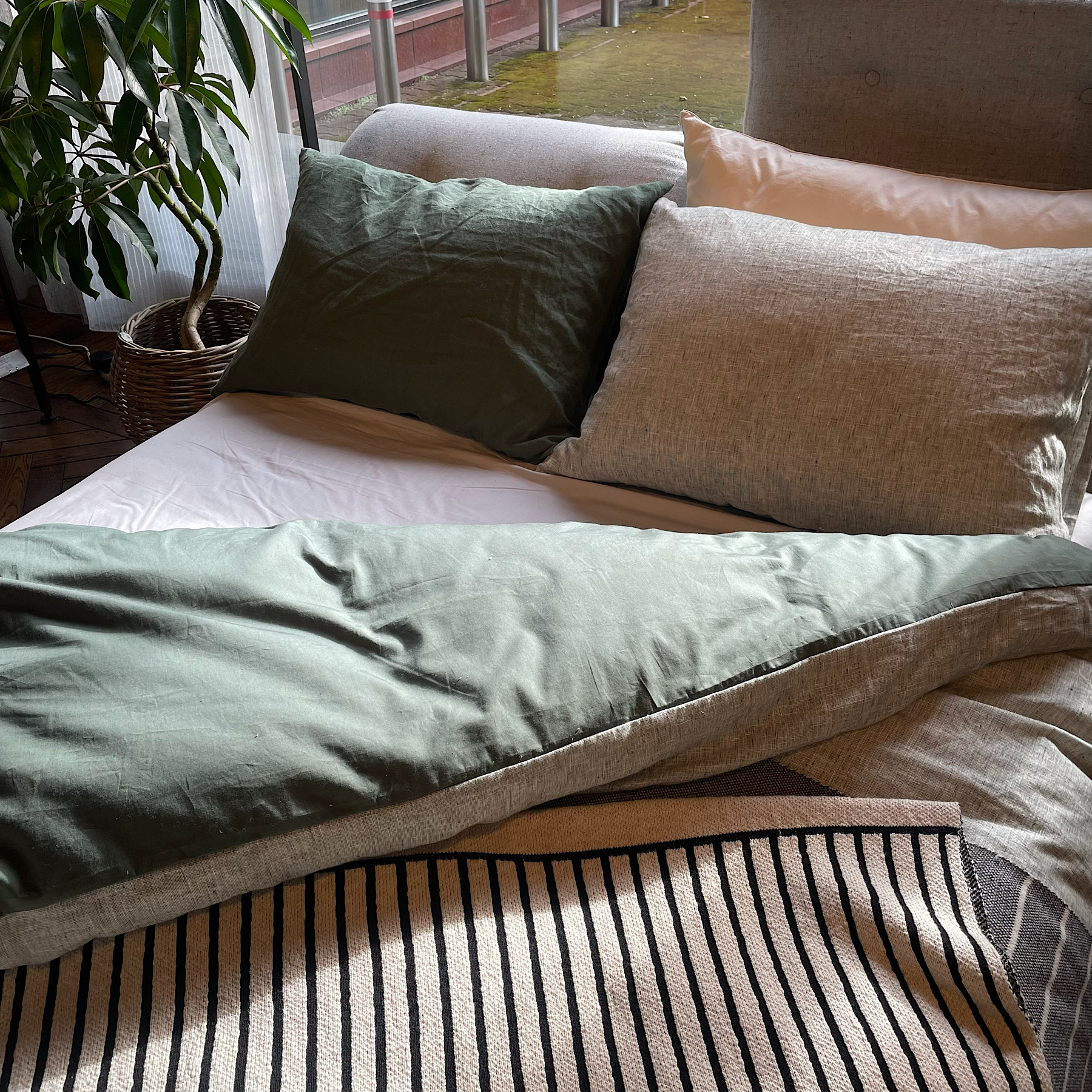 1枚あるとうれしいスローケット | FORESTA with ACTUS®