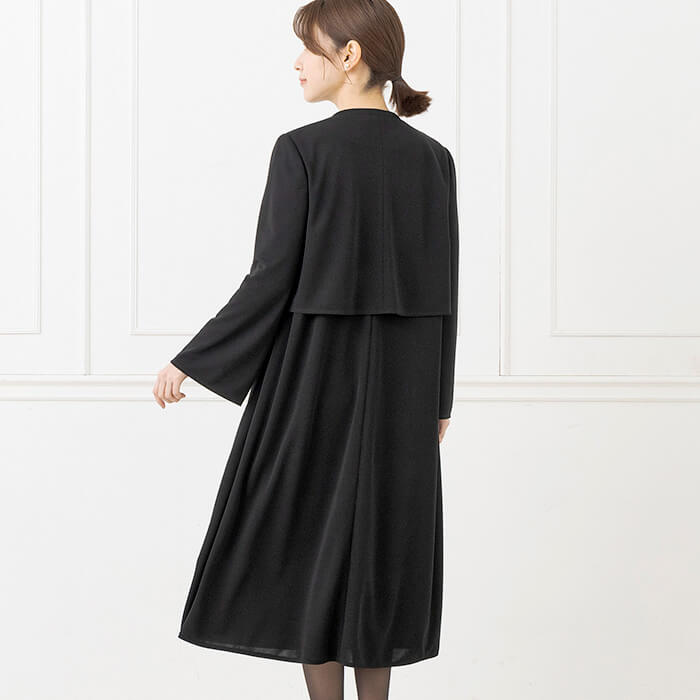 前開きで楽に着られるフォーマル 9号・ブラック｜東京ソワール