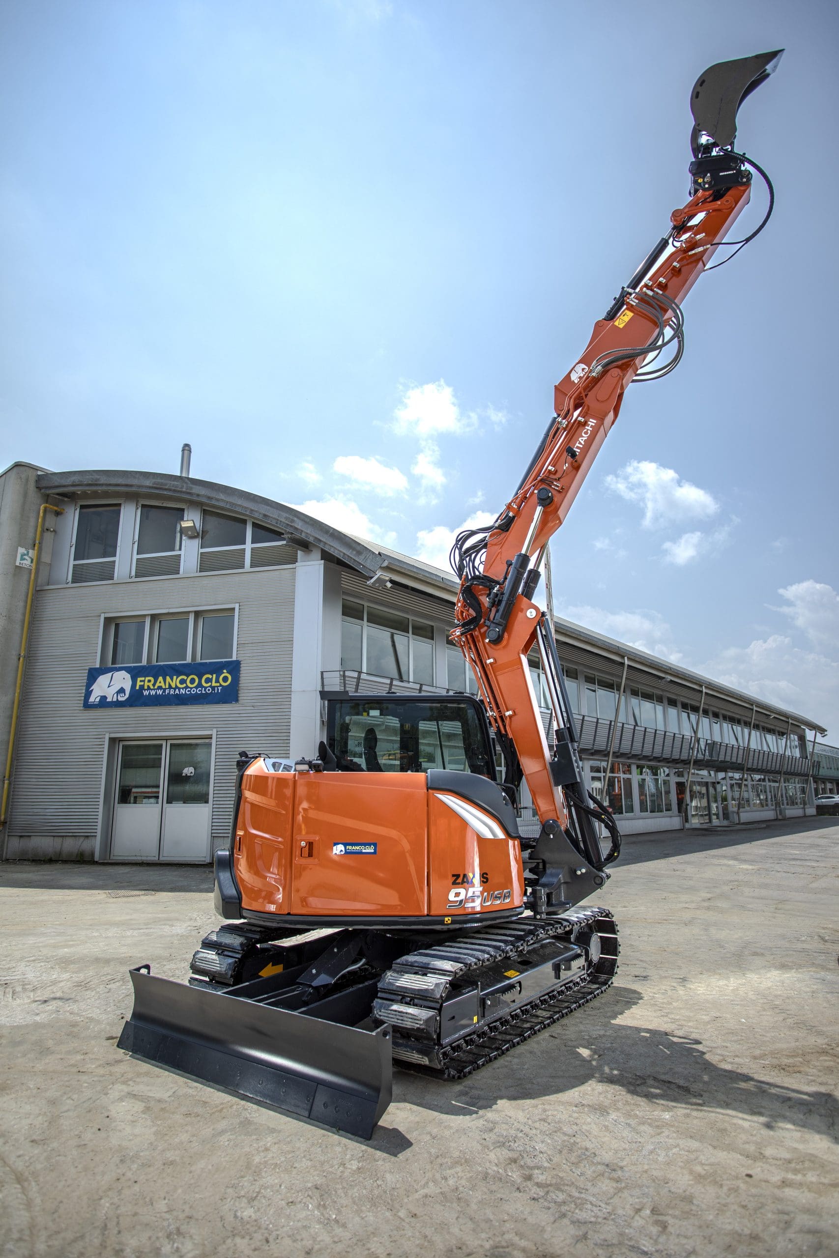 Hitachi ZX95USB-7 / 2P midi excavator · Franco Clò