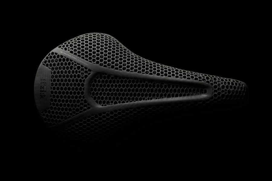 独自の3Dプリンタ技術で快適性アップ、「VENTO ARGO ADAPTIVE」新登場