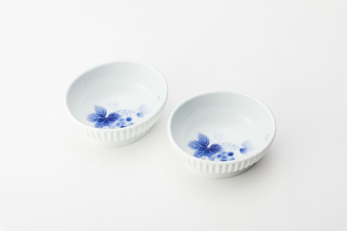 草花折枝白抜紋 | 有田焼 深川製磁｜公式オンラインストア