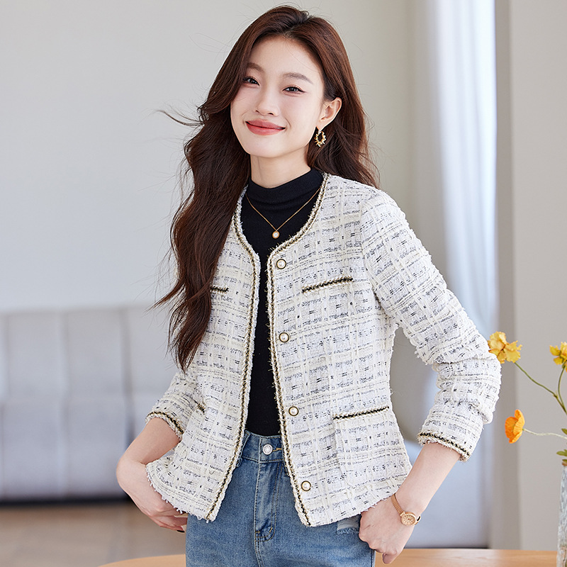 韓国発のトレンドツイードジャケットで今っぽい洗練スタイルが手に入る