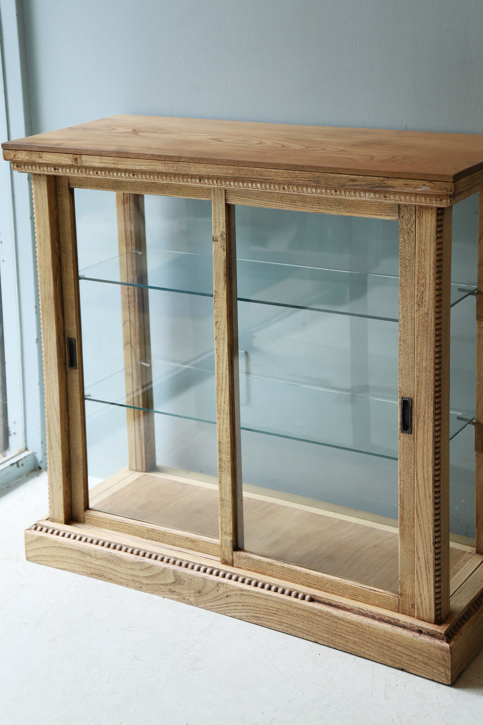 ジャパンヴィンテージ ガラスショーケース ナラ材/Japanese Vintage